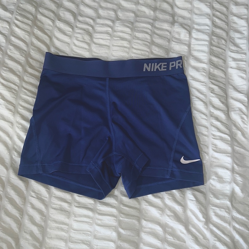 Purple Nike pro shorts dri-fit medium
